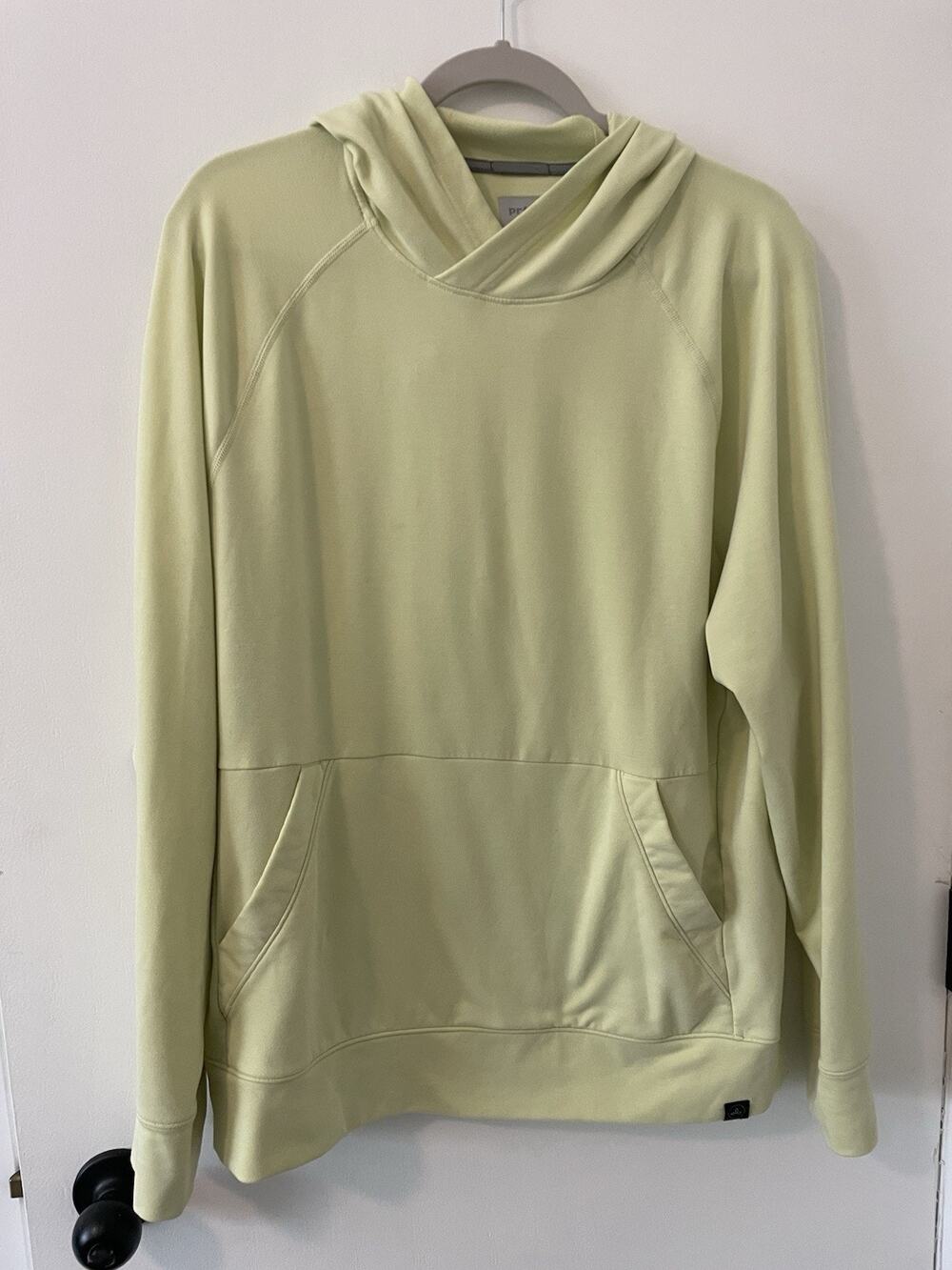 prAna Hoodie Mens M Lime Green UPF Sun Protection Pullover Pockets E0